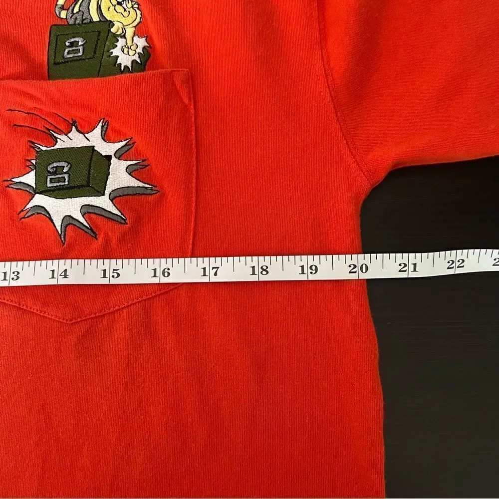 VTG 1996 Warner Bros Studio Store Embroidered Pocket Tee Size M Red T Shirt